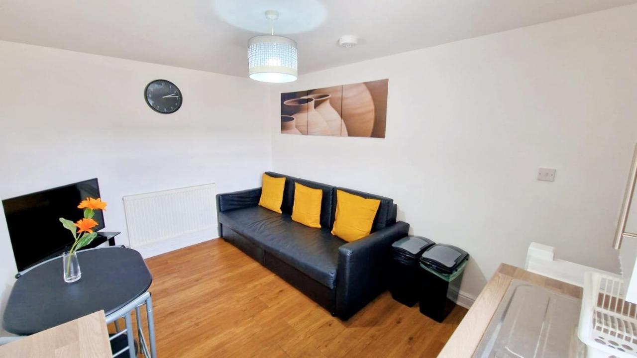 Jpl Apartment คาร์ดิฟฟ์ ภายนอก รูปภาพ